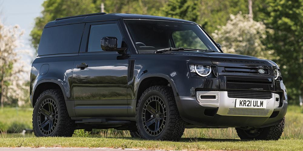 Land Rover Defender 90 Black Rhino Alston